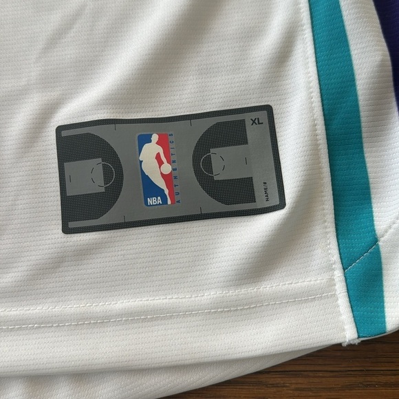 Charlotte Hornets PJ Washington Jr. Fanatics Size XL - Picture 3 of 9